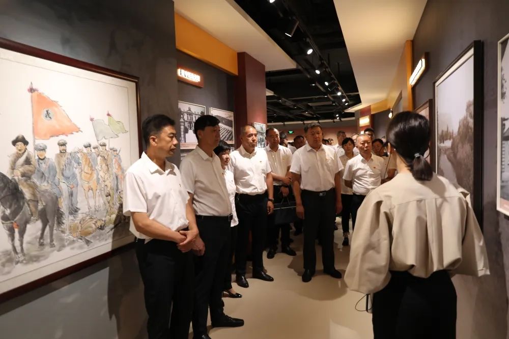 1695095764563161.jpg 539bb810910fb15ef072c496721e26a7.jpg